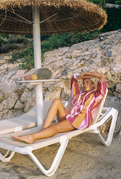 palma short towel robe - berry stripe