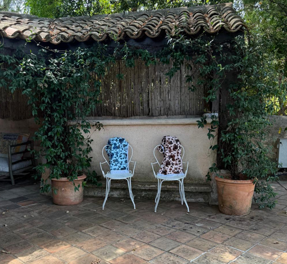 GnB towel - blue marigold