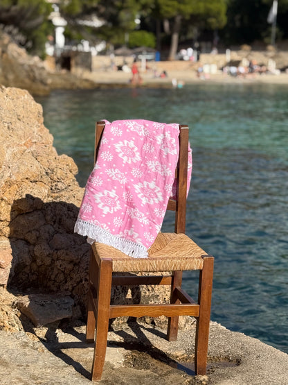 GnB towel - pink maggie