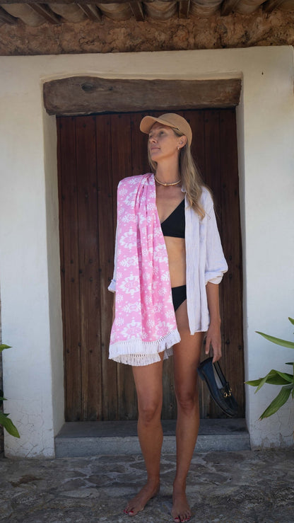 GnB towel - pink maggie