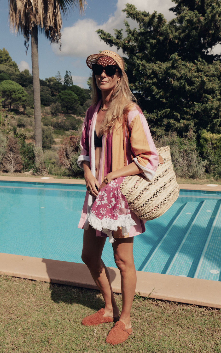 palma short towel robe - berry stripe